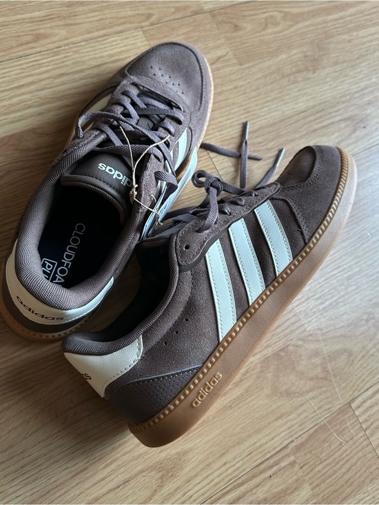 adidas Shoes - adidas Breaknet Sleek Sneakers / Brown / Women's /Size 9